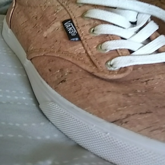 vans wood